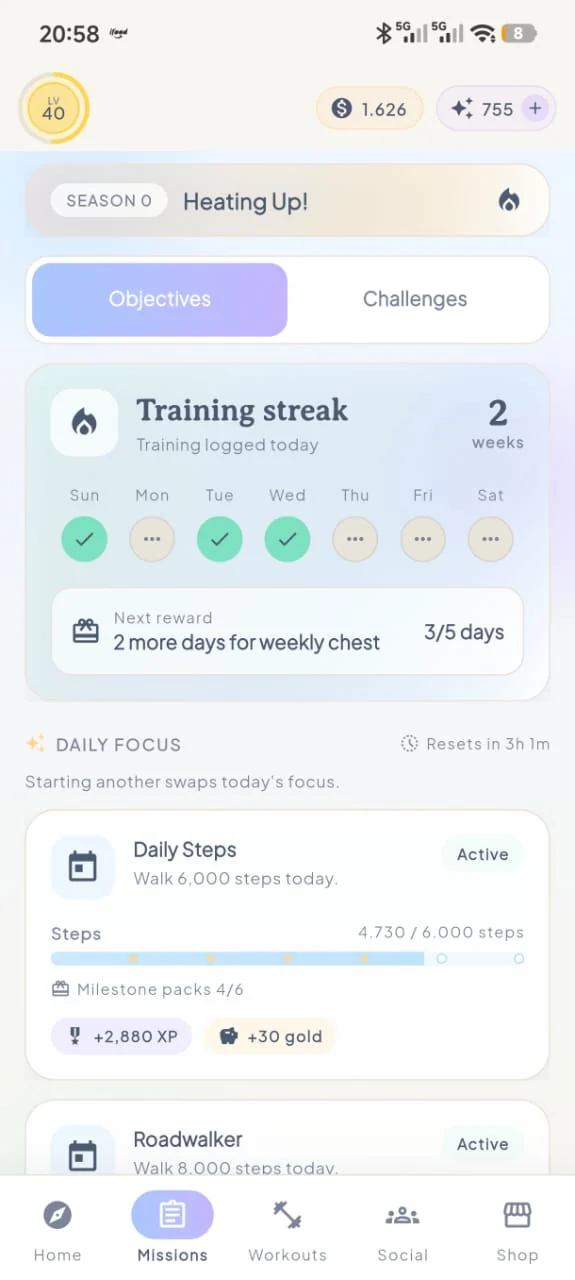 Missions screen showing a two-week training streak, a weekly chest countdown and a daily step focus.
